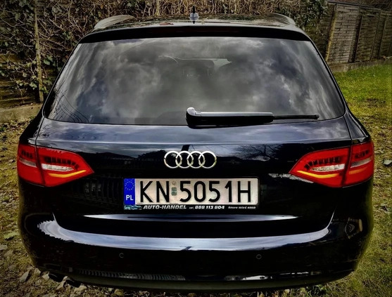 Audi A4 cena 46900 przebieg: 210000, rok produkcji 2012 z Sulejów małe 562